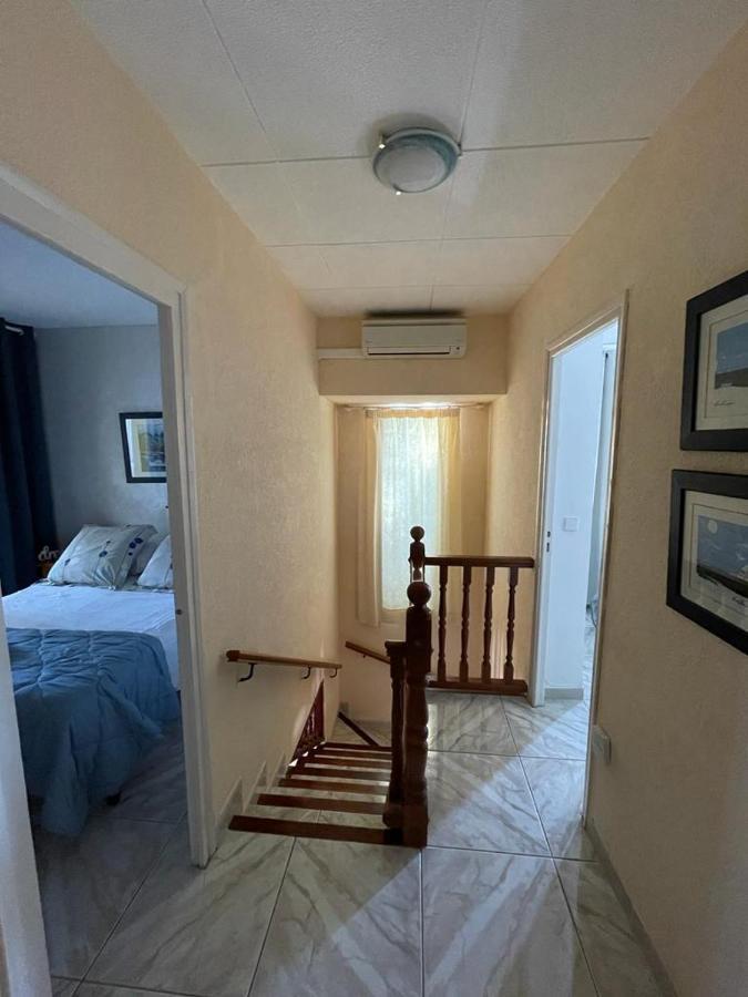 Leones Villa Empuriabrava Exterior photo